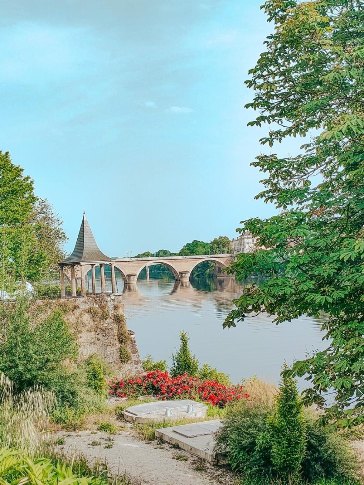 Le Vin Quatre - Studio Avec Vue Dordogne Et Parking Privatif 贝尔热拉克 外观 照片